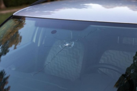 Remplacement du pare-brise : comment choisir le bon verre ?
